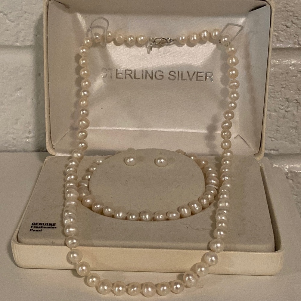 Freshwater Pearl Set in Box